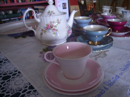 Yet more treasures from my china cabinet. The tea pot, my mother's, in now in my sister in law's